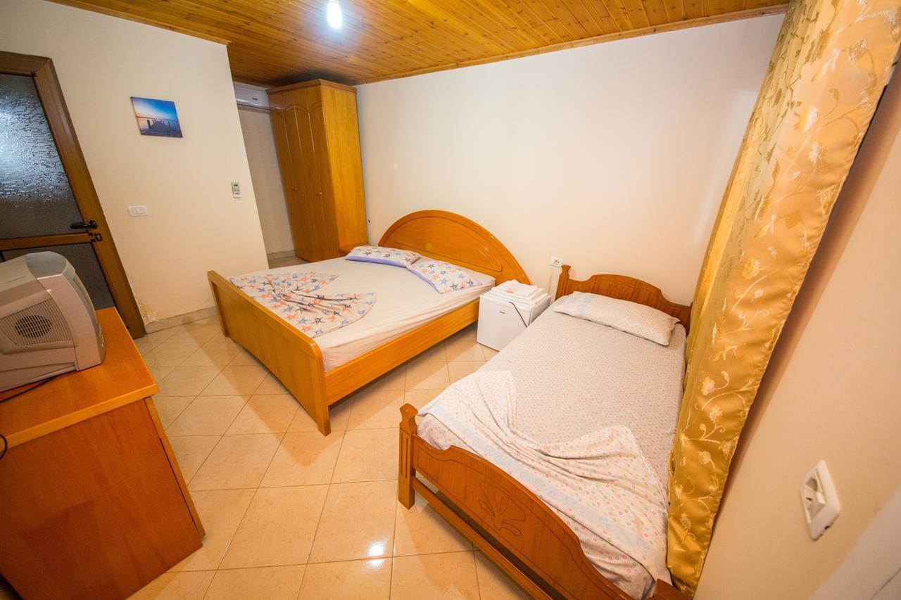 Isi Rooms Vlorë Extérieur photo