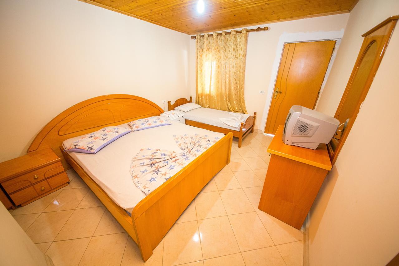 Isi Rooms Vlorë Extérieur photo